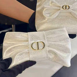 批發價-✨ Dior 2026聖誕限定仙氣滿滿閃亮金銀蝴蝶結隨行化妝包✨連原包裝 (28/10截 預計11月下旬)