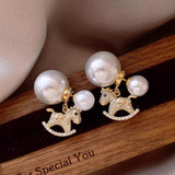 Golicc廣告限定馬年款木馬珍珠閃石耳環🎁配禮盒🎁 (5/3截 預計3月下旬)