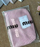 MiuMiu Summer Reads 櫻花粉編織贈品 Tote Bag✨ (22/8截 預計9月下旬)